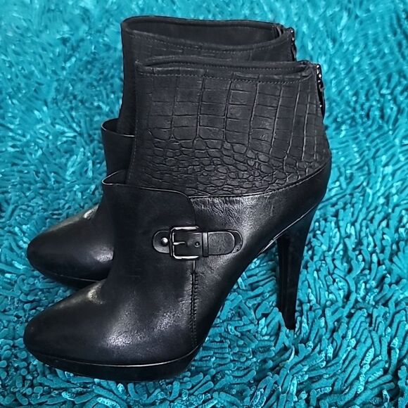 2/$20 Caressa Hayden Boots - Picture 5 of 10